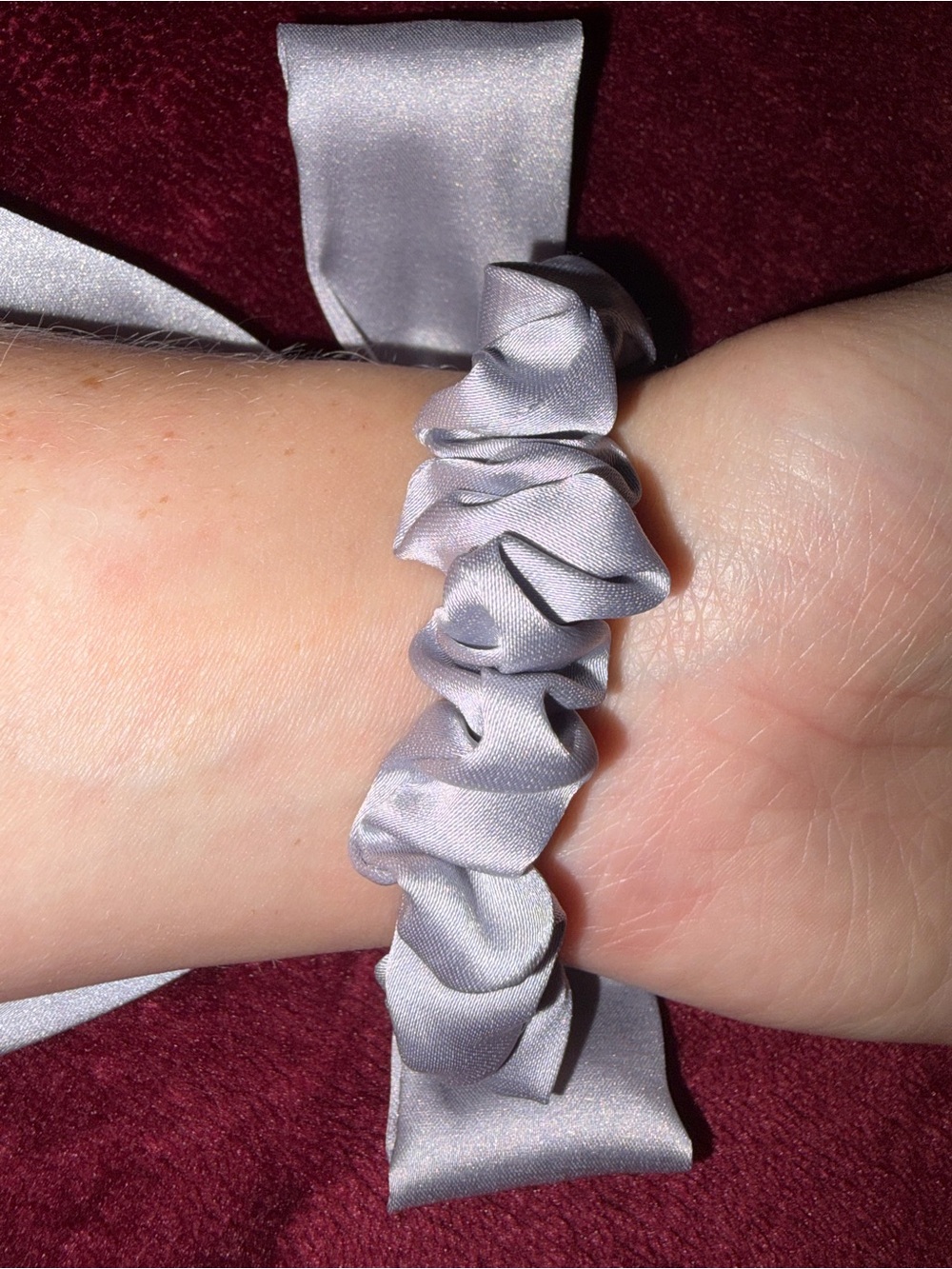 4 Scrunchie Set - Picture 3 of 9